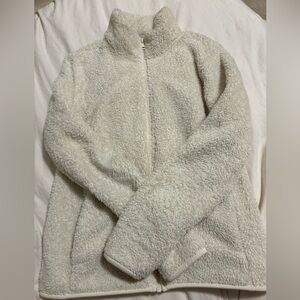 UNIQLO WHITE FLUFFY YARN FLEECE FULL-ZIP JACKET (worn)